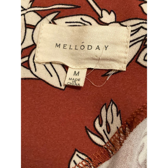 Mellowday Womens Blouse Multicolor Floral Short Cuff Sleeve Scoop Neck Stretch M - Picture 6 of 7